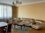 İcarəyə verilir 3 otaqlı 135 m2 yeni tikili İnşaatçılar m.