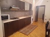 İcarəyə verilir 2 otaqlı 91 m2 yeni tikili 6-cı parallel