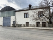 Satılır 8 otaqlı 1700 m2 həyət evi Göygöl