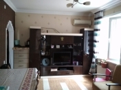 Satılır 2 otaqlı 40 m2 köhnə tikili Sevgi parkı