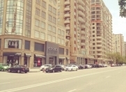Satılır 4 otaqlı 220 m2 yeni tikili Elmlər Akademiyası m.