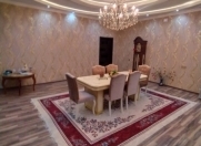 Satılır 7 otaqlı 300 m2 həyət evi Binə