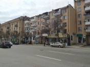 İcarəyə verilir 2 otaqlı 58 m2 köhnə tikili ABŞ səfirliyi