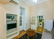 İcarəyə verilir 2 otaqlı 50 m2 köhnə tikili Sahil m.