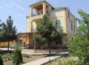 Satılır 8 otaqlı 330 m2 bağ evi Buzovna
