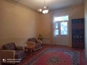 İcarəyə verilir 2 otaqlı 60 m2 köhnə tikili Badamdar