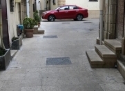 İcarəyə verilir 2 otaqlı 45 m2 köhnə tikili İçəri Şəhər m.