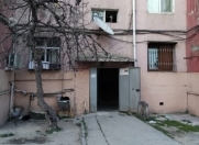 Satılır 2 otaqlı 39 m2 köhnə tikili Qara Qarayev m.