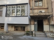 Satılır 3 otaqlı 70 m2 köhnə tikili 28 Mall