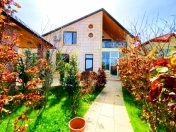 Satılır 4 otaqlı 220 m2 bağ evi Mərdəkan