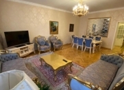 Satılır 3 otaqlı 140 m2 yeni tikili Gənclik m.