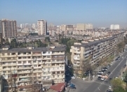 Satılır 7 otaqlı 400 m2 yeni tikili 8 mkr