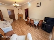 İcarəyə verilir 3 otaqlı 80 m2 köhnə tikili İçəri Şəhər m.