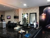 Satılır 5 otaqlı 150 m2 obyekt Memar Əcəmi m.