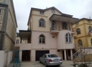 Satılır 9 otaqlı 280 m2 həyət evi 9 mkr