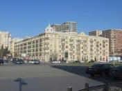 İcarəyə verilir 2 otaqlı 60 m2 köhnə tikili Nizami m.