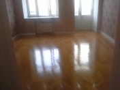 Satılır 2 otaqlı 65 m2 köhnə tikili Nizami m.