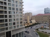 Satılır 4 otaqlı 180 m2 yeni tikili Ağ şəhər