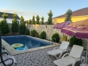 İcarəyə verilir 4 otaqlı 180 m2 bağ evi Şüvəlan