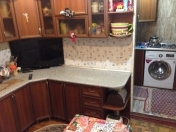 Satılır 4 otaqlı 100 m2 köhnə tikili Montin