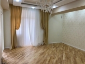 Satılır 3 otaqlı 74 m2 yeni tikili Həzi Aslanov