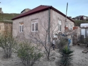 Satılır 3 otaqlı 90 m2 həyət evi Nübar