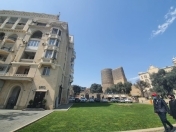 İcarəyə verilir 2 otaqlı 70 m2 yeni tikili Səbail r.