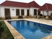 İcarəyə verilir 5 otaqlı 200 m2 bağ evi Şüvəlan