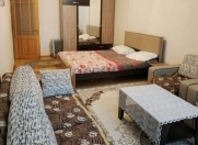 İcarəyə verilir 1 otaqlı 50 m2 yeni tikili Nizami m.