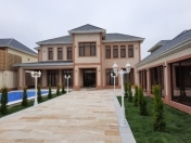 Satılır 7 otaqlı 400 m2 bağ evi Şüvəlan Park ticarət mərkəzi