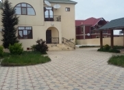 İcarəyə verilir 5 otaqlı 300 m2 bağ evi Koroğlu m.