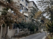İcarəyə verilir 1 otaqlı 35 m2 köhnə tikili İctimai telekanalı