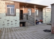 Satılır 4 otaqlı 135 m2 həyət evi 9 mkr