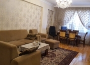 Satılır 3 otaqlı 120 m2 yeni tikili Xırdalan