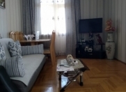 Satılır 3 otaqlı 50 m2 köhnə tikili Binə