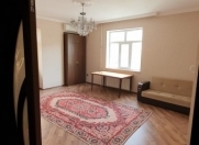 İcarəyə verilir 4 otaqlı 131 m2 yeni tikili Yeni Yasamal