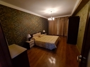 Satılır 3 otaqlı 140 m2 yeni tikili Əhmədli m.