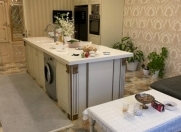 Satılır 5 otaqlı 250 m2 yeni tikili 8 mkr