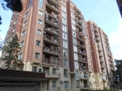 Satılır 3 otaqlı 140 m2 yeni tikili Gənclik m.