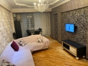 Satılır 2 otaqlı 70 m2 yeni tikili Həzi Aslanov