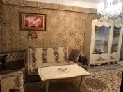 İcarəyə verilir 3 otaqlı 80 m2 köhnə tikili Səbail r.