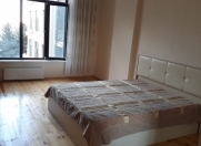 İcarəyə verilir 2 otaqlı 104 m2 yeni tikili Nərimanov r.