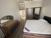 İcarəyə verilir 5 otaqlı 181 m2 yeni tikili Ağ şəhər