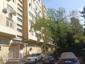 Satılır 3 otaqlı 95 m2 köhnə tikili İçəri Şəhər m.