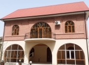 Satılır 6 otaqlı 240 m2 həyət evi Lənkəran