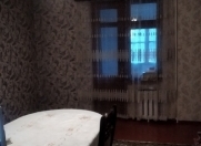 Satılır 4 otaqlı 95 m2 köhnə tikili Bakıxanov