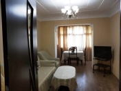 İcarəyə verilir 2 otaqlı 50 m2 köhnə tikili İnşaatçılar m.