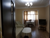 İcarəyə verilir 2 otaqlı 64 m2 köhnə tikili İnşaatçılar m.