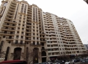 Satılır 3 otaqlı 120 m2 yeni tikili Gənclik m.