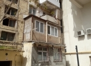 Satılır 2 otaqlı 42 m2 köhnə tikili Nizami m.